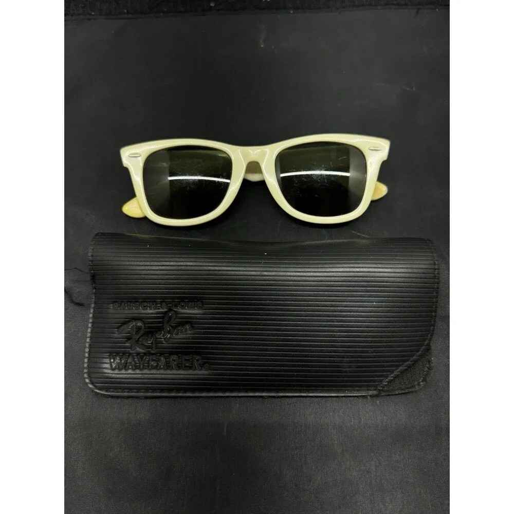 Rare Authentic Vintage Bausch & Lomb Ray-Ban Wayfarer Sunglasses – White Acetate